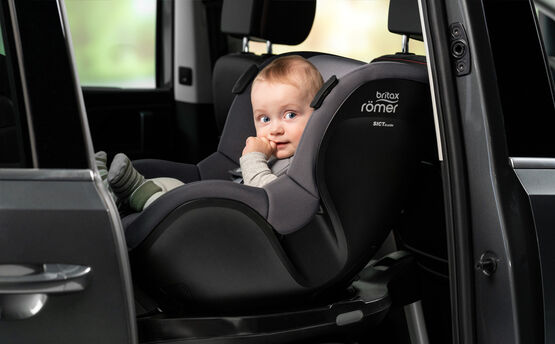 Funkcje Zestaw 3w1 Britax Romer Baby-Safe 3 iSize + Dualfix iSENSE + Baza Flex base iSENSE