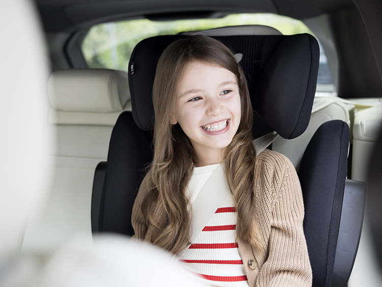 Zaleta Joie I-Traver i-size 15-36 kg