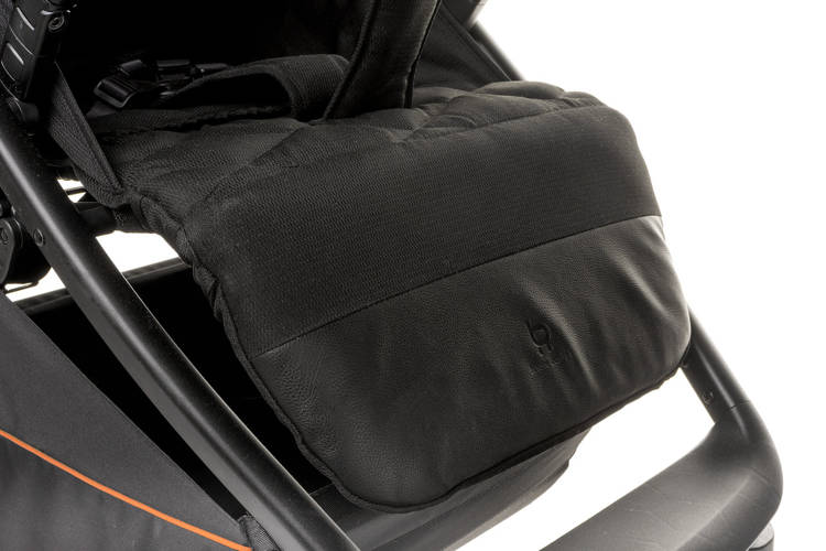 Future Design Xplode Chrome  - zalety