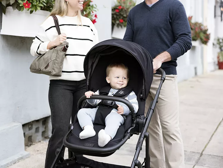 Joie Versiti + Gondola Ramble XL - przewagi