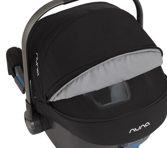 Nuna PIPA Icon + Baza PIPAFIX | fotelik samochodowy 0-13 kg